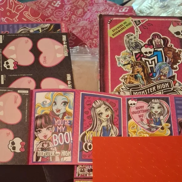 Moster High Lot Activity Book Valentine Cards Heart Stickers - Picture 1 of 3